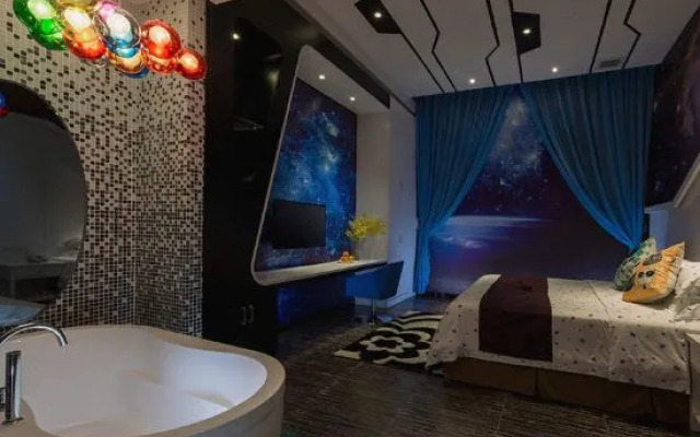 Vienna International Hotel (Zhongshan Old Town Huayi Plaza)