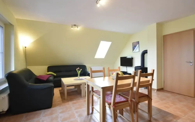 Idyllisches Ferienhaus mit Uberdachter Terrasse