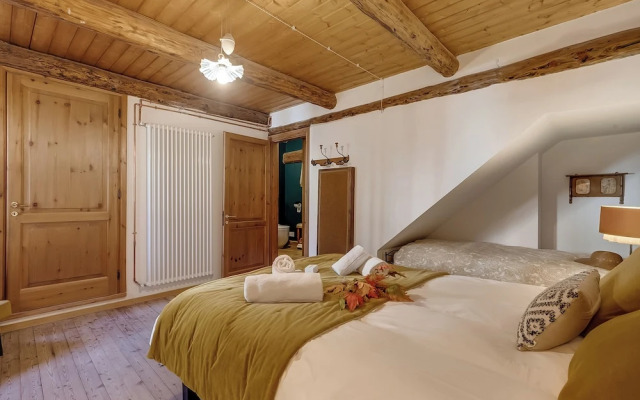 La Baita 1800 Ski In Ski Out