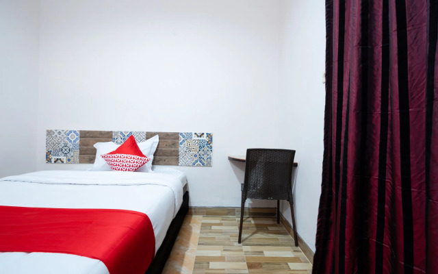 Super OYO 2285 Art Guest House Syariah