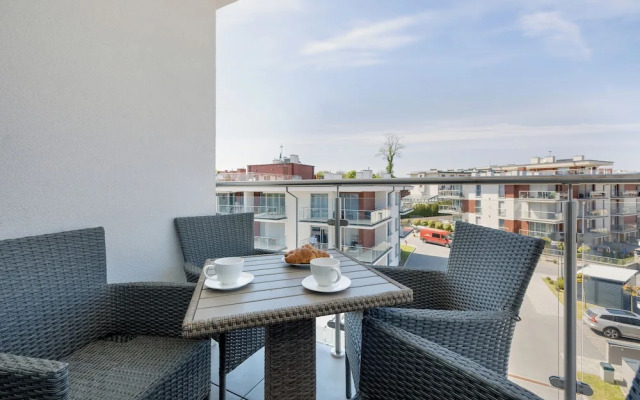 Morska Apartment With Spa by Renters
