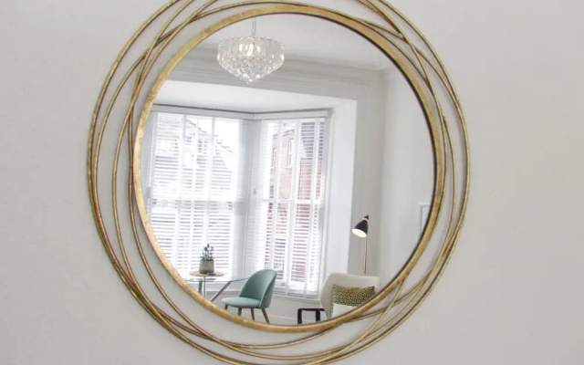 Llewelyn Apartment