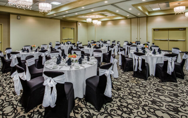 Crowne Plaza Phoenix Airport - PHX by IHG