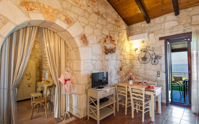 Kavos Psarou Villas