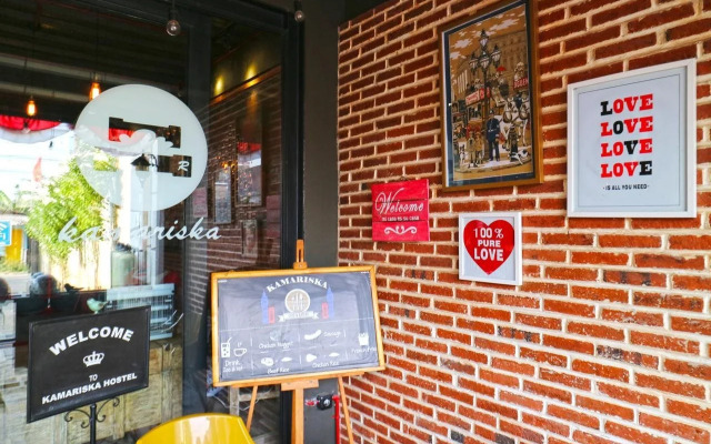 Kamariska Hostel