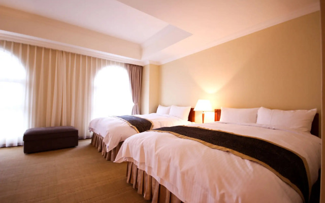 Grand Boss Hotel