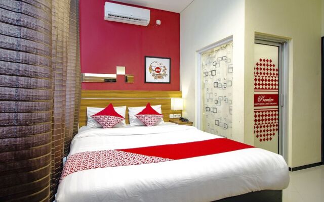 OYO 1057 Premier Guest House
