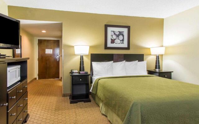 Navajoland Hotel of Tuba City