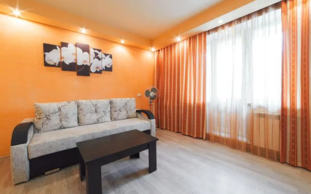 Апартаменты Пять Звезд около Ледовой арены Трактор