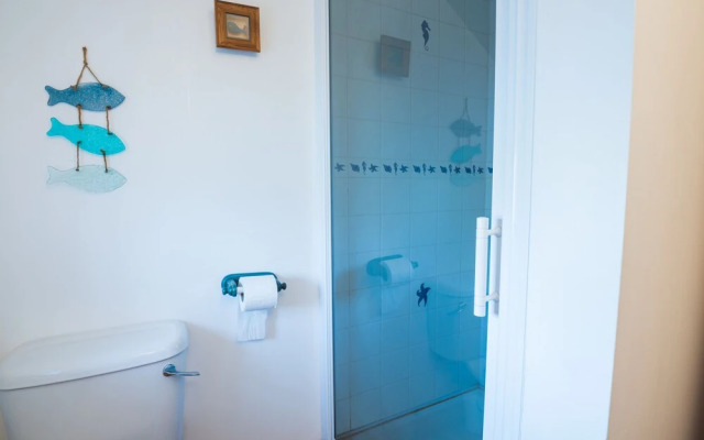 Dunfanaghy - Sea Views- in Village - Parking
