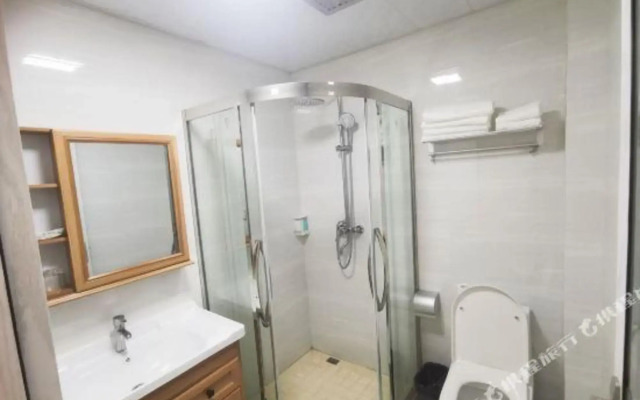 Yijie Hotel