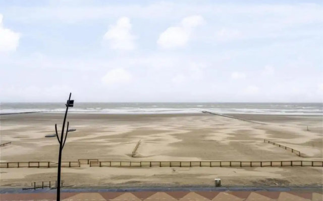 Apartment in Blankenberge Near Tennis Club