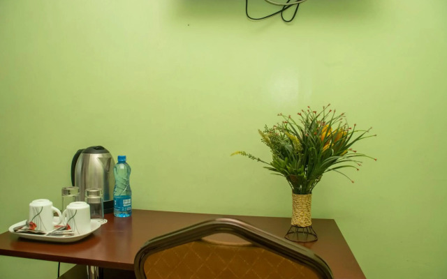 The Legacy Hotel & Suites