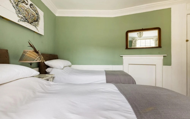 Spacious Homely Georgian Town House Central Bath