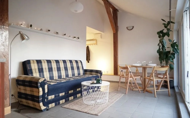 Attic Flat With Amazing Terrace
