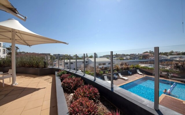 Cote D'Azur, Unit 11/61 Donald Street