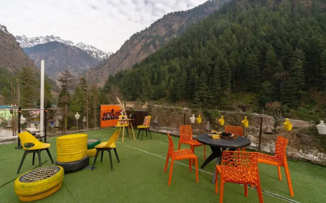 Nomads Hostel