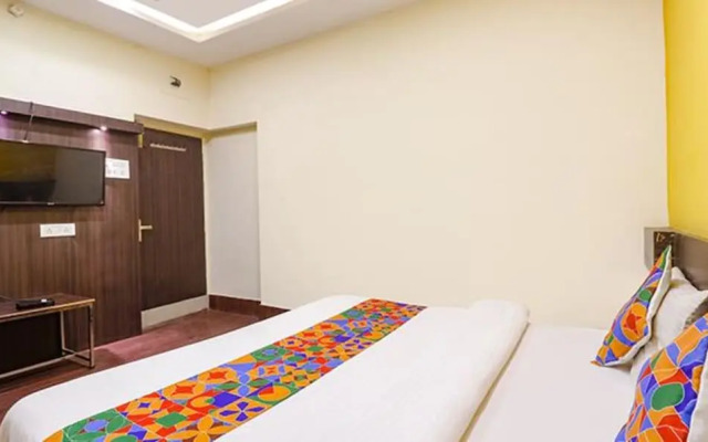 FabHotel Ambika Dx