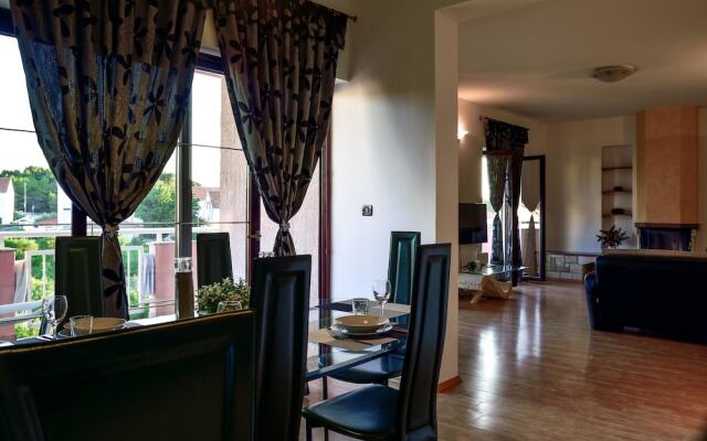 Apartment Mrkić / Four Bedroom A1