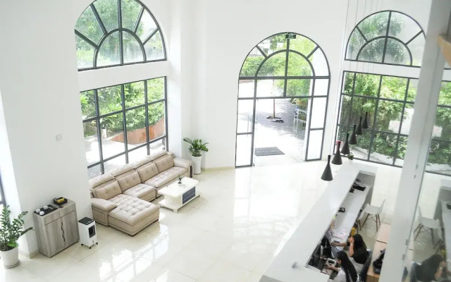 Saigon Garden Hill Apartment & Resort