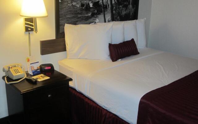 Kings Inn Anaheim at the Park & Convention Center