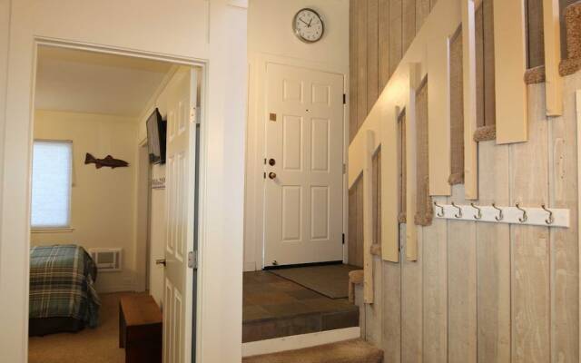 Mammoth S #222 2 Bedroom Condo