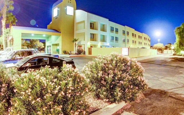 Comfort Suites Tucson Airport