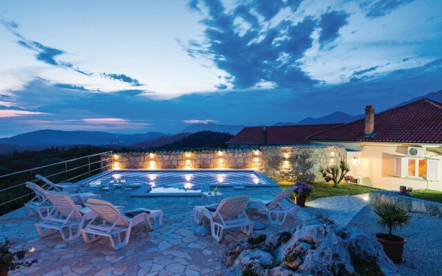 Stunning Home in Radovcici With Wifi and 3 Bedrooms