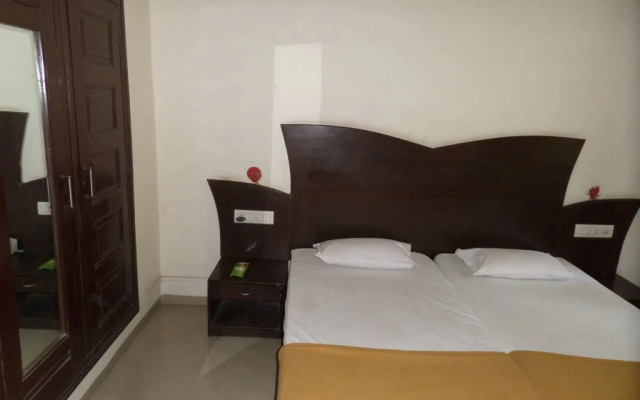 Hotel Ashok Deluxe
