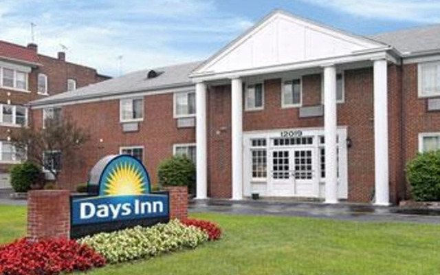 Days Inn Cleveland Lakewood