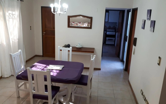 Departamento a 100mts de los Portones del Parque