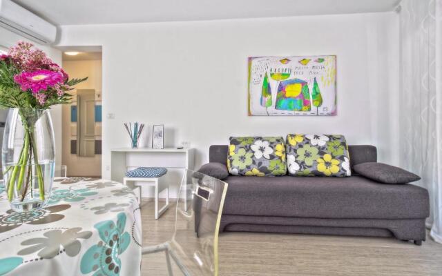 Apartments Punta by Sea