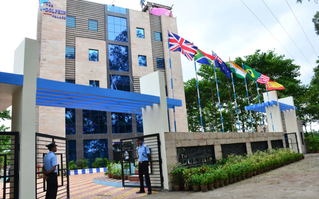 Dolphin Chocolate Inn