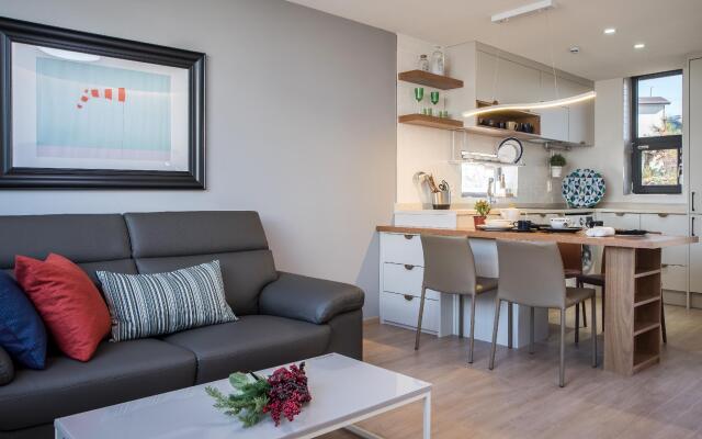 Aewol Bada Town House