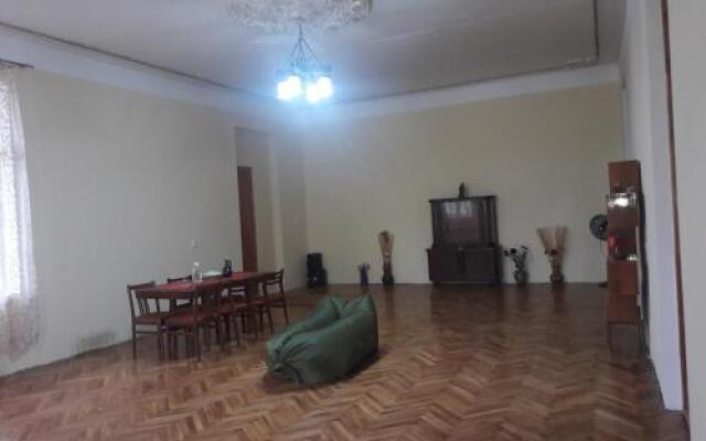 Surmava Palace