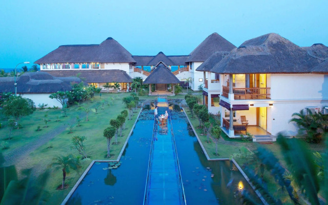 Le Pondy Beach & Lake Resort
