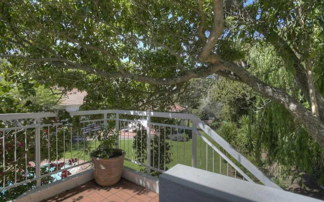 Hillingdale On Alexandra