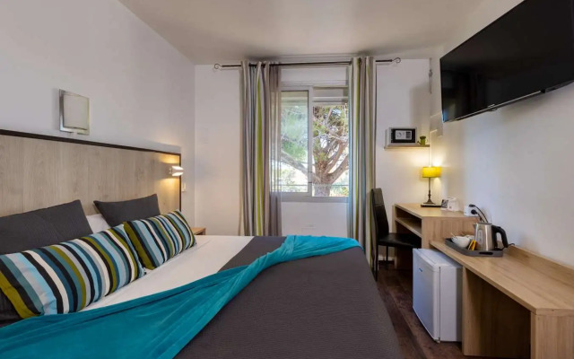 The Originals City, Hotel Azur, Fos Sur Mer