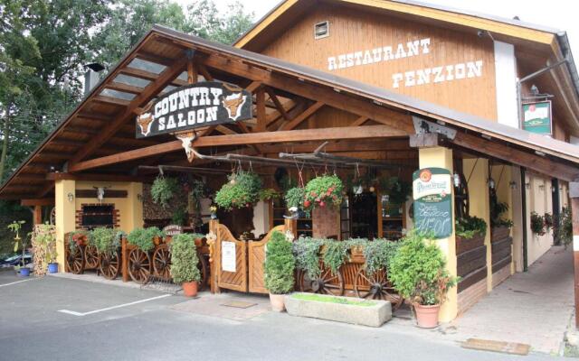 Steak Restaurant Penzion Country Saloon