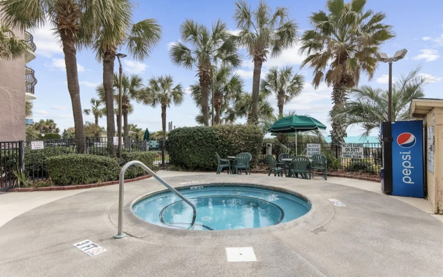 Newly Renovated Oceanfront 1BR Condo
