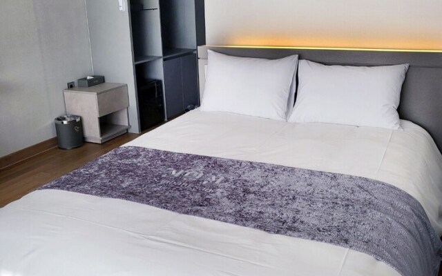 Sanbangsan Hotel