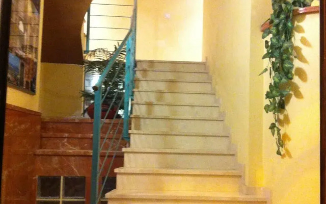 Triple Apartment - Double and Single bed 2