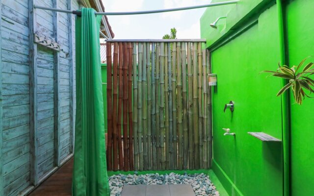The Green Groves Hostel