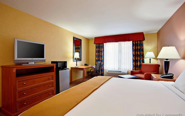Holiday Inn Express and Suites Ontario Airport by IHG