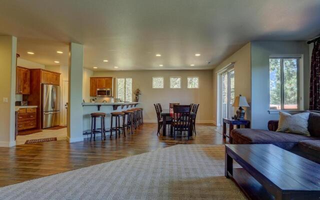 Quinn Creek-Mt Views-4BR/3.5BA