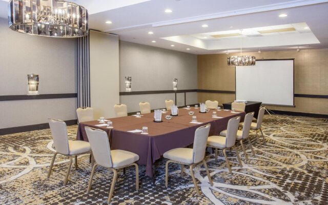 Crowne Plaza Memphis East