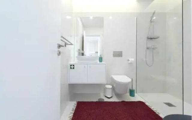 Lovelystay - Central Flat W/ Ac And Balcony