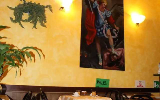 Hotel Bolognese