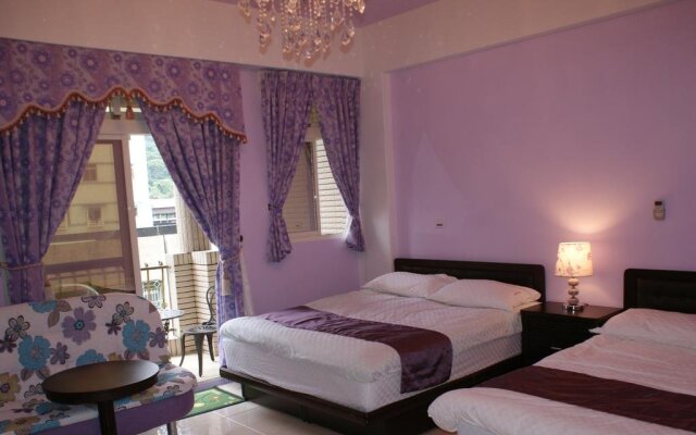 NiHuiHoung Bed and Breakfast
