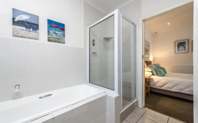 Summer Blue Guesthouse